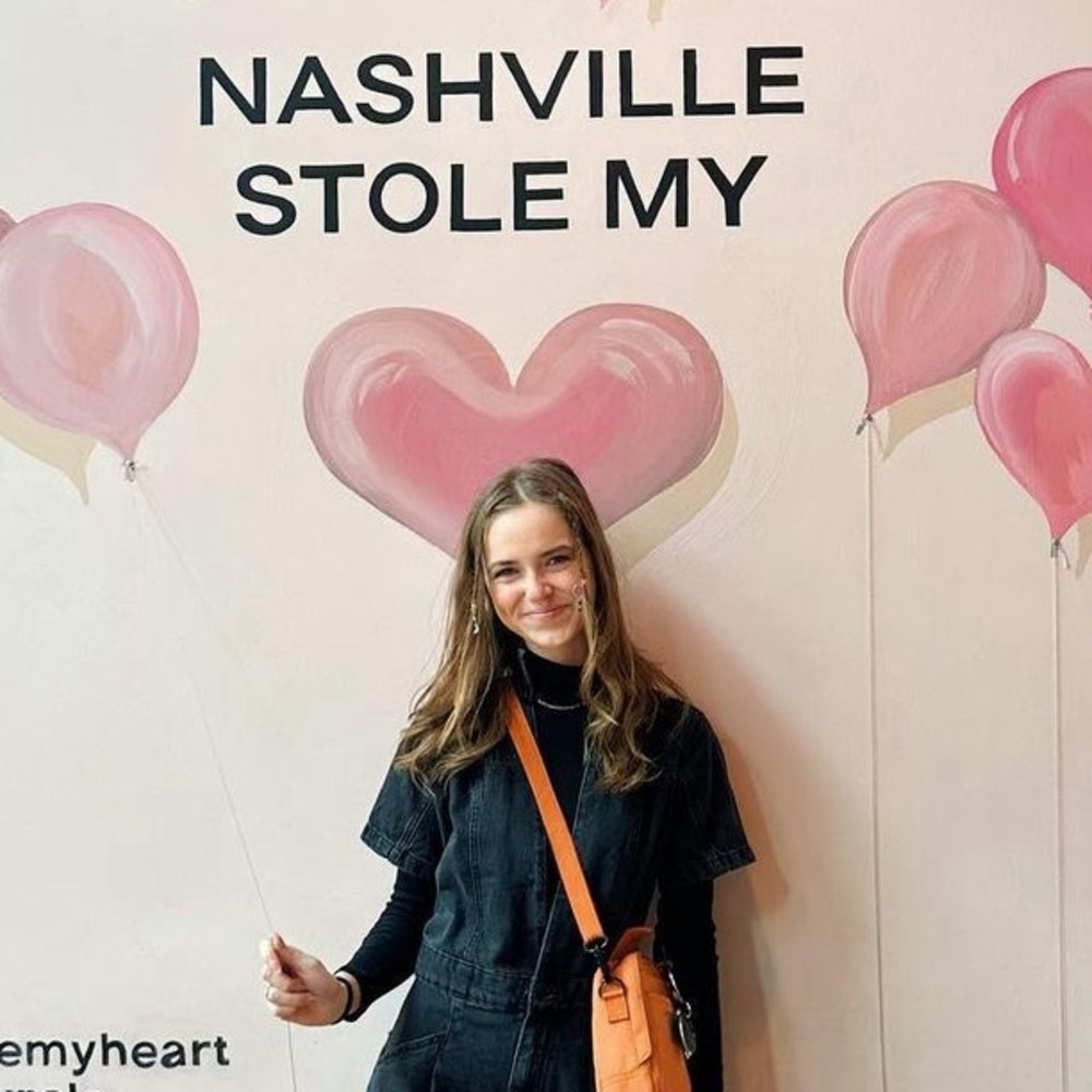 Meet your Posher, Sav